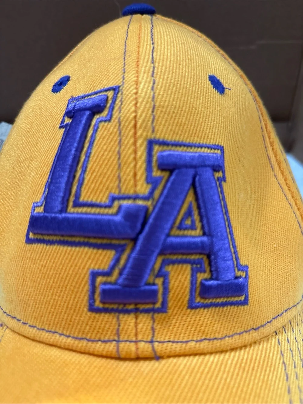 N/A la embroidered